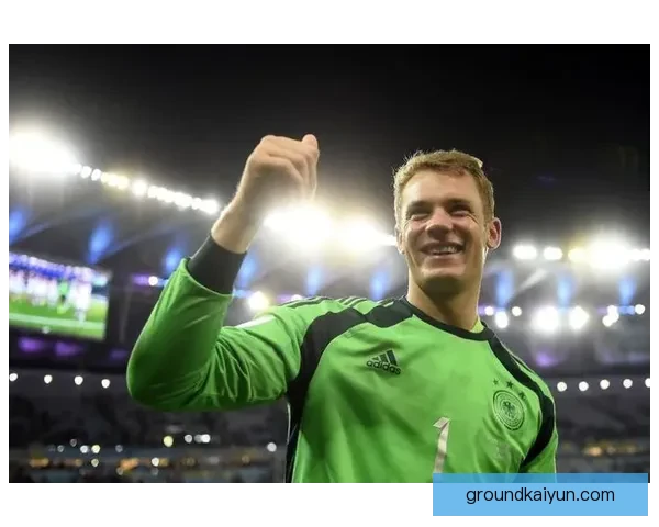 诺伊尔状态回暖，近期门将表现稳健，助力球队复苏