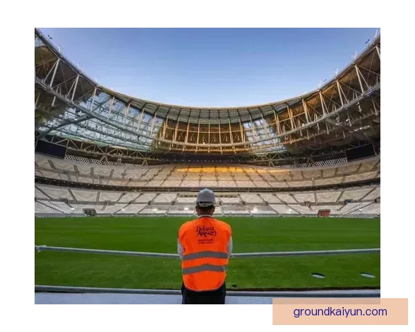 世界杯球场建设持续推进，状态稳健引发关注