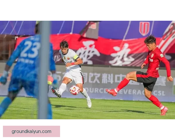 上海海港边锋速度优势明显，本赛季持续提升进攻效率